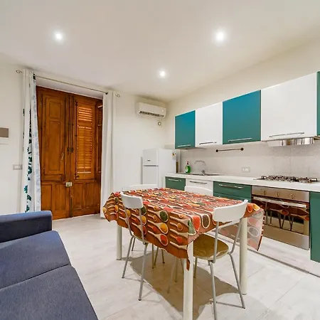 Naranji House Blue - Relax